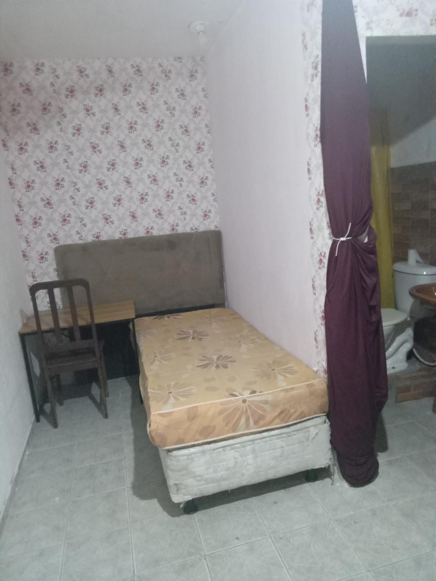 Kitinete Pequena Em Patio Compartilhado Villa Florianópolis Eksteriør bilde